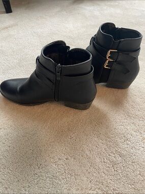 Women's Black Ankle Booties with Side Buckles size 8.5